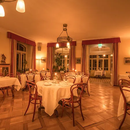 Historic Falken Otel 3*