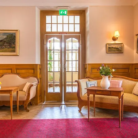 Hotel Historic Falken 3*