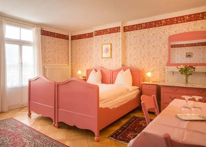 Hotel Historic Falken 3*