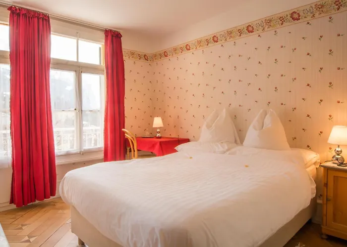 Historic Falken Hotel