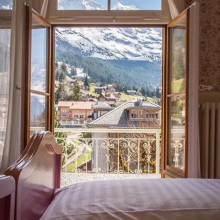 Historic Falken Hotel 3*